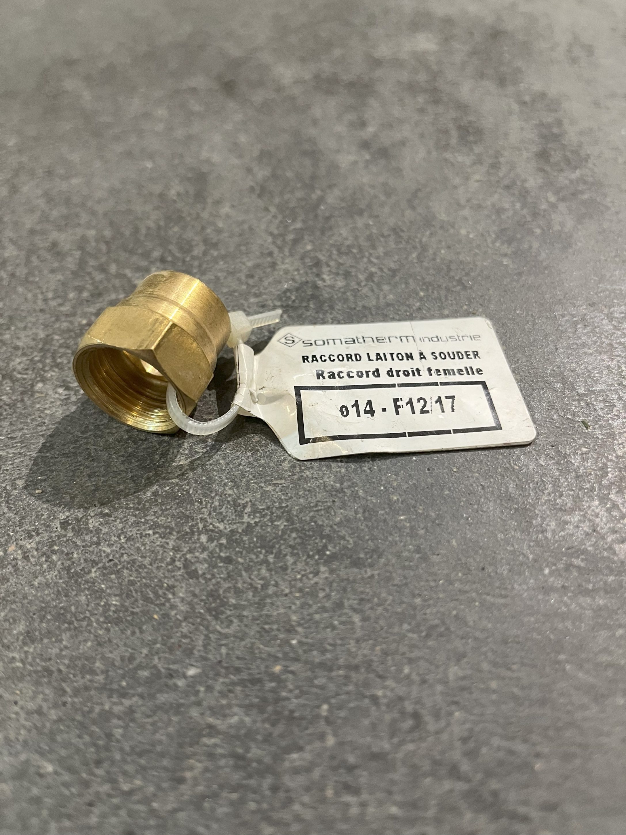 Raccord droit TC 14 F12/17