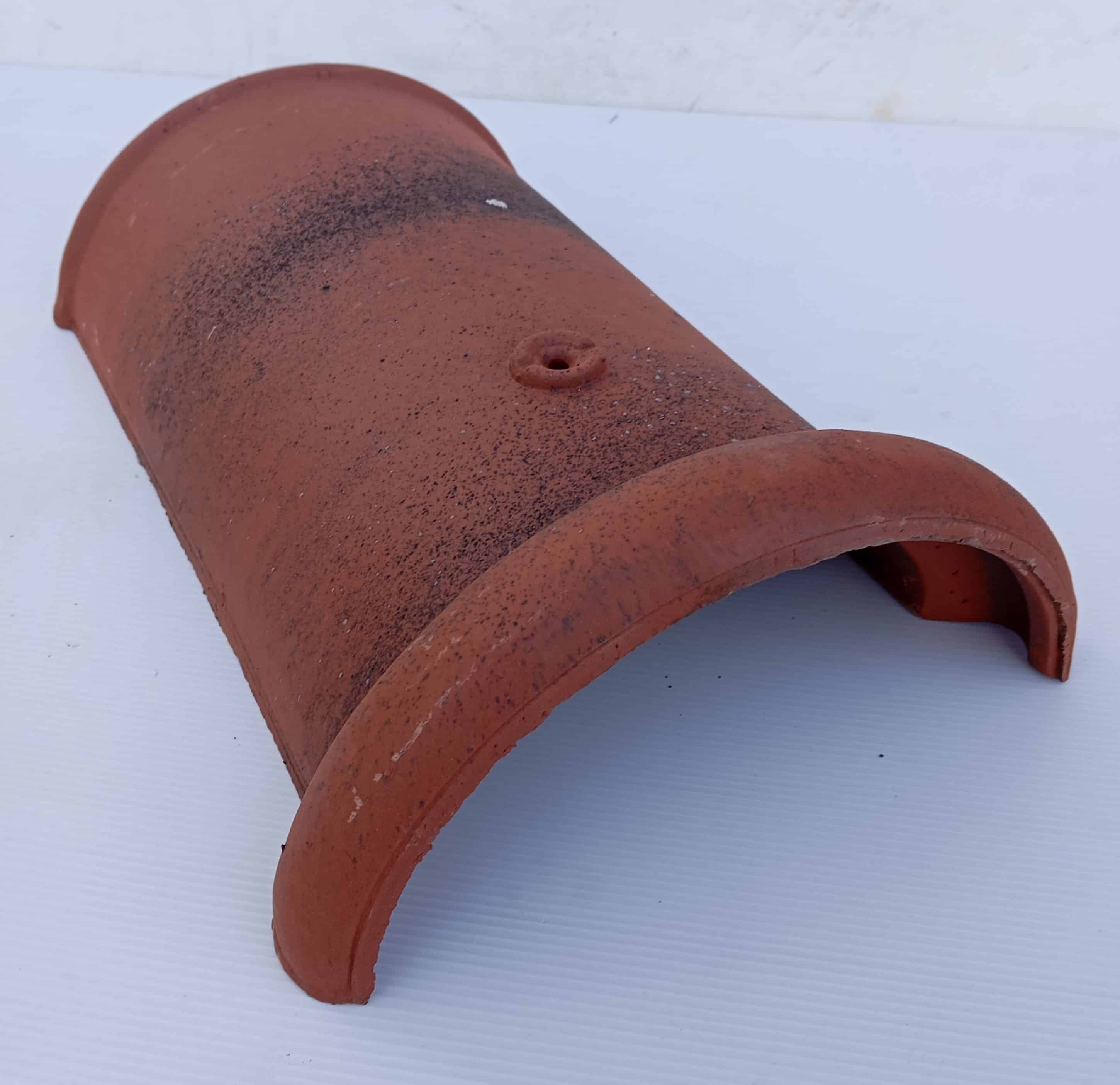 FAITIERE 1/2 RONDE à Emboitement pourPLATE PAYS Rouge vieilli 30cm MONIER