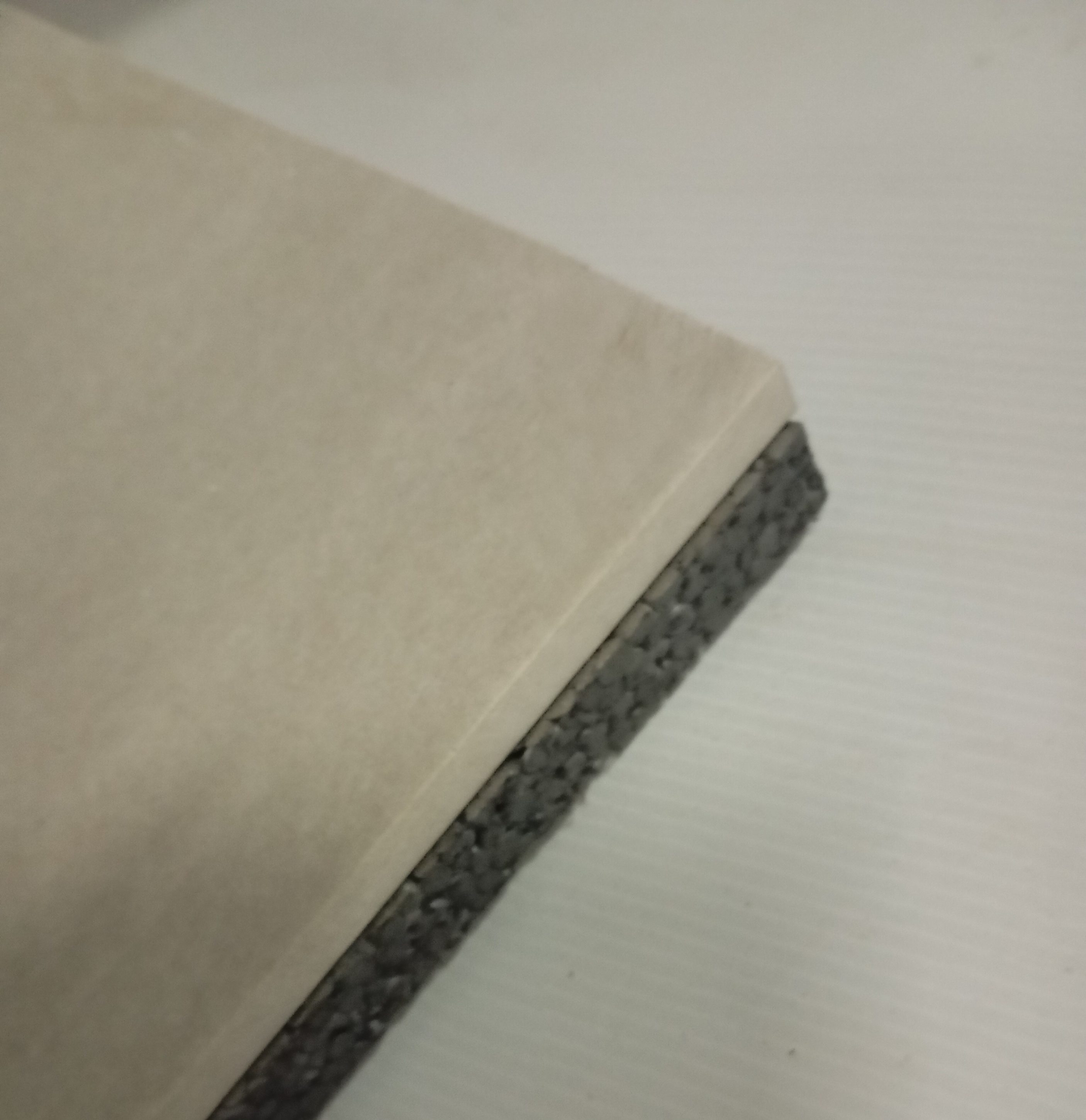 Plaque de COMPLEXE 13+20mm 260X120cm TH32 NOIR R0.705