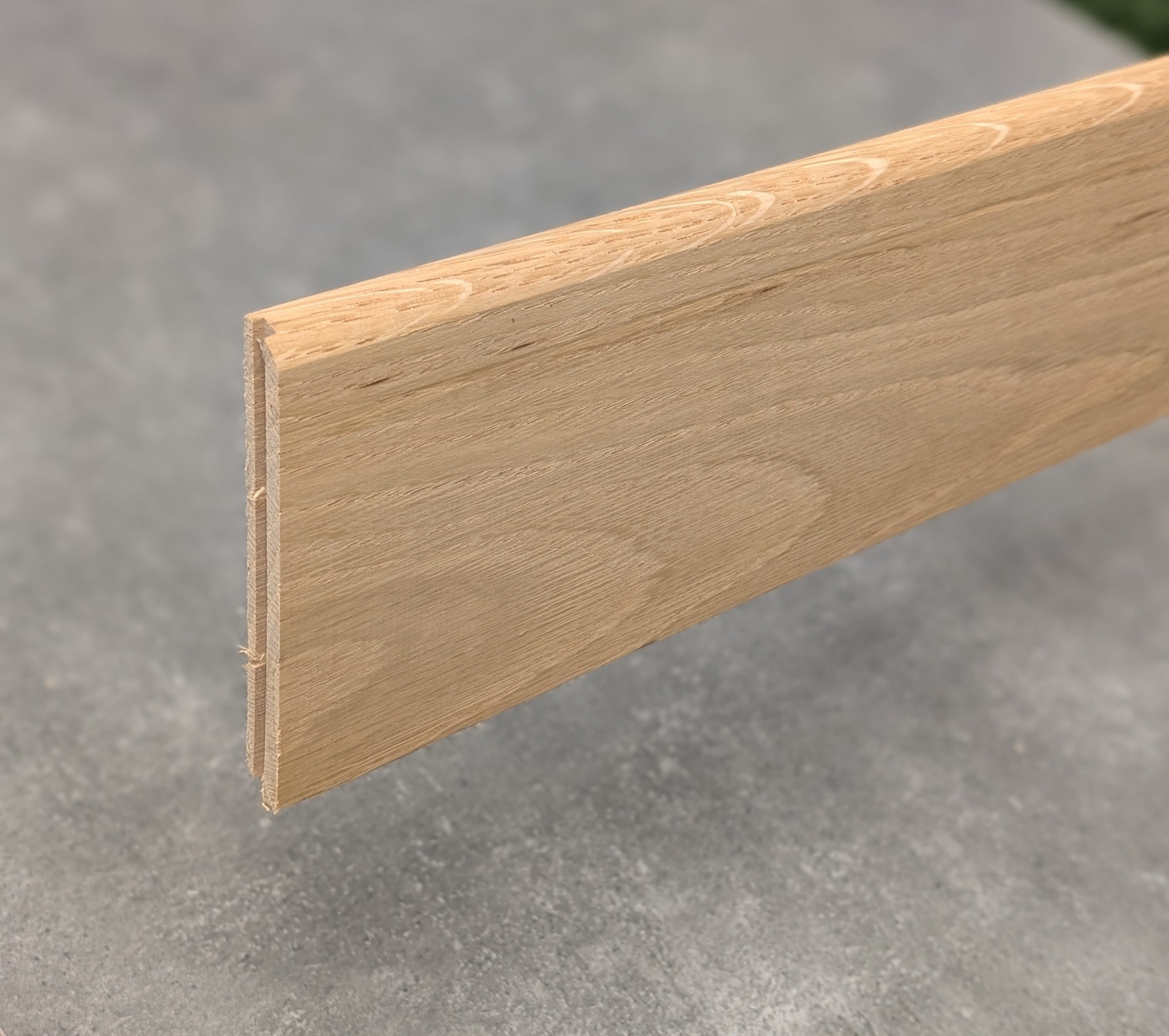 Plinthe chene 10x100 2m40