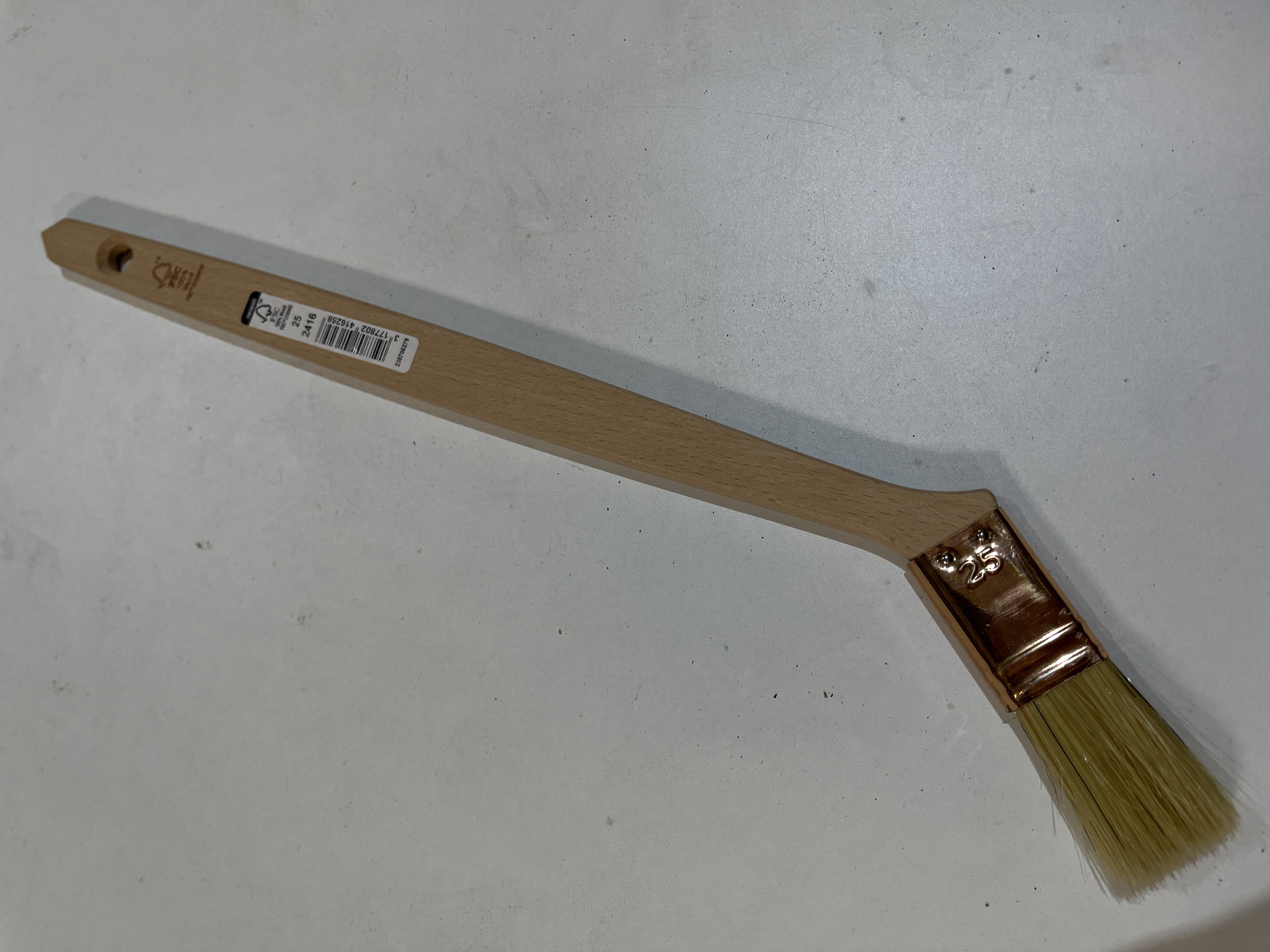 BROSSE RADIATEUR COUDEE PLAT 35