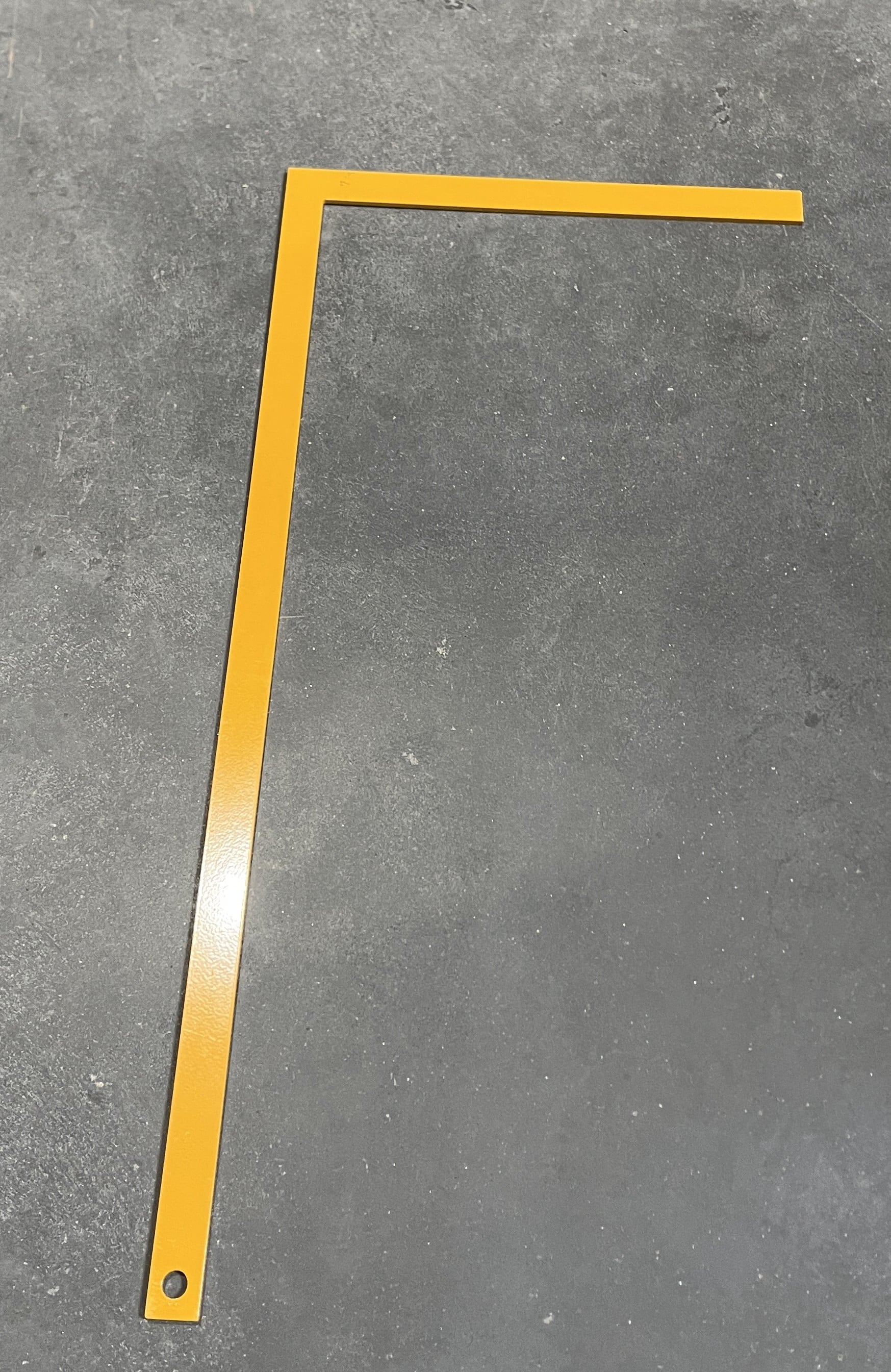 EQUERRE DE MACON  800X400