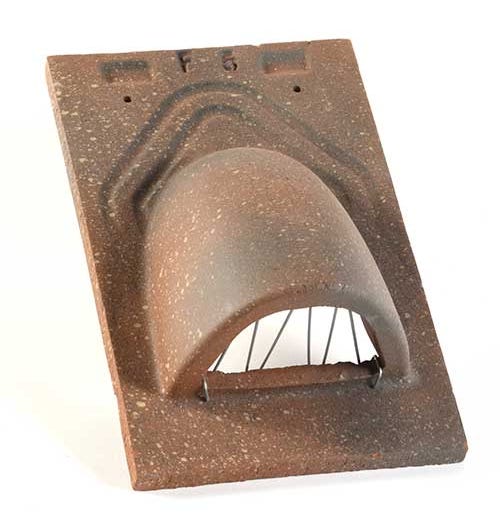 TUILE CHATIERE DESSUS 17X27 RUSTIQUE DOYET