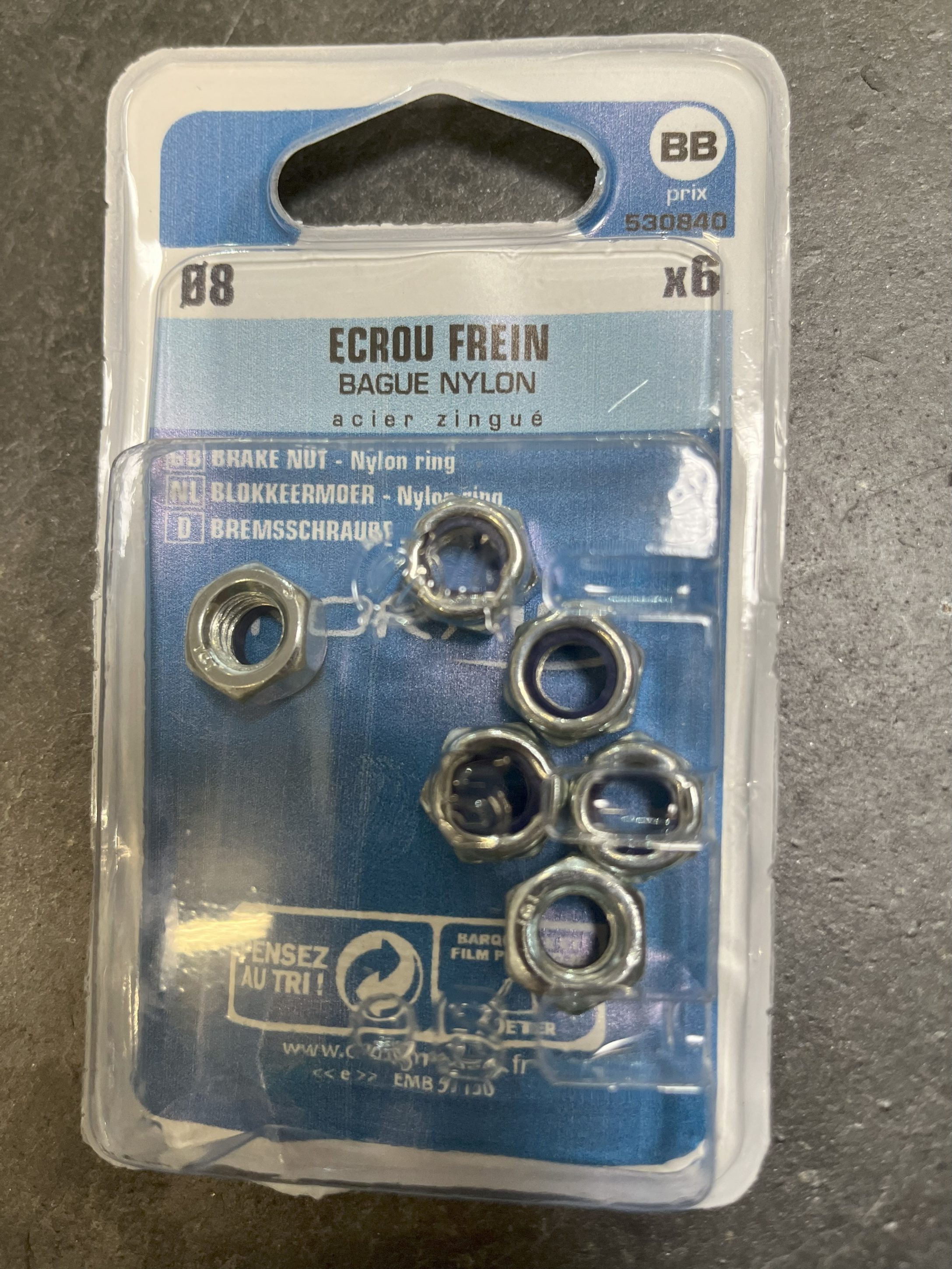 ECROU SECURITE ZG D8  6PCS