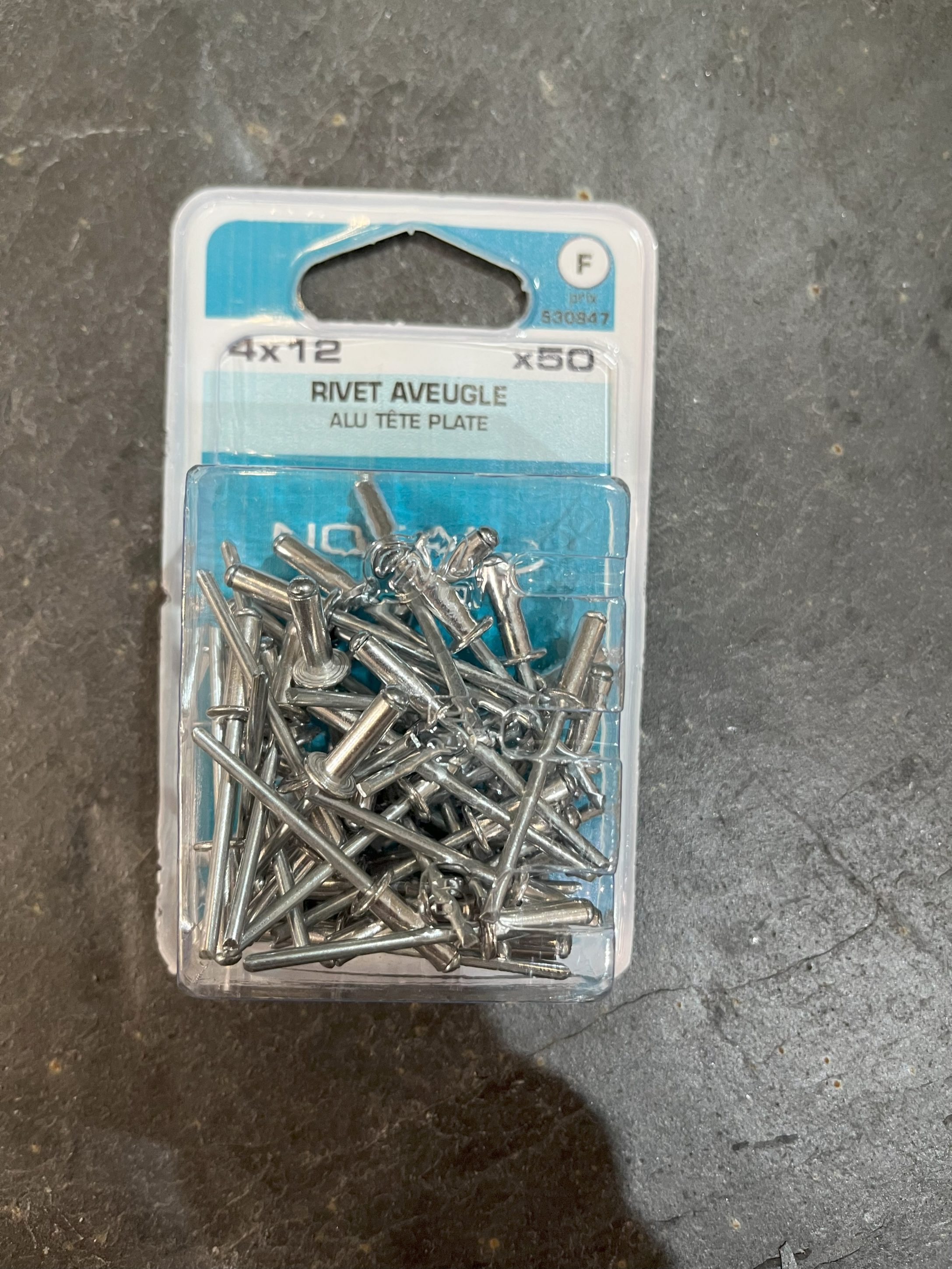 RIVET AVEUGLE 4X12 50 PCES