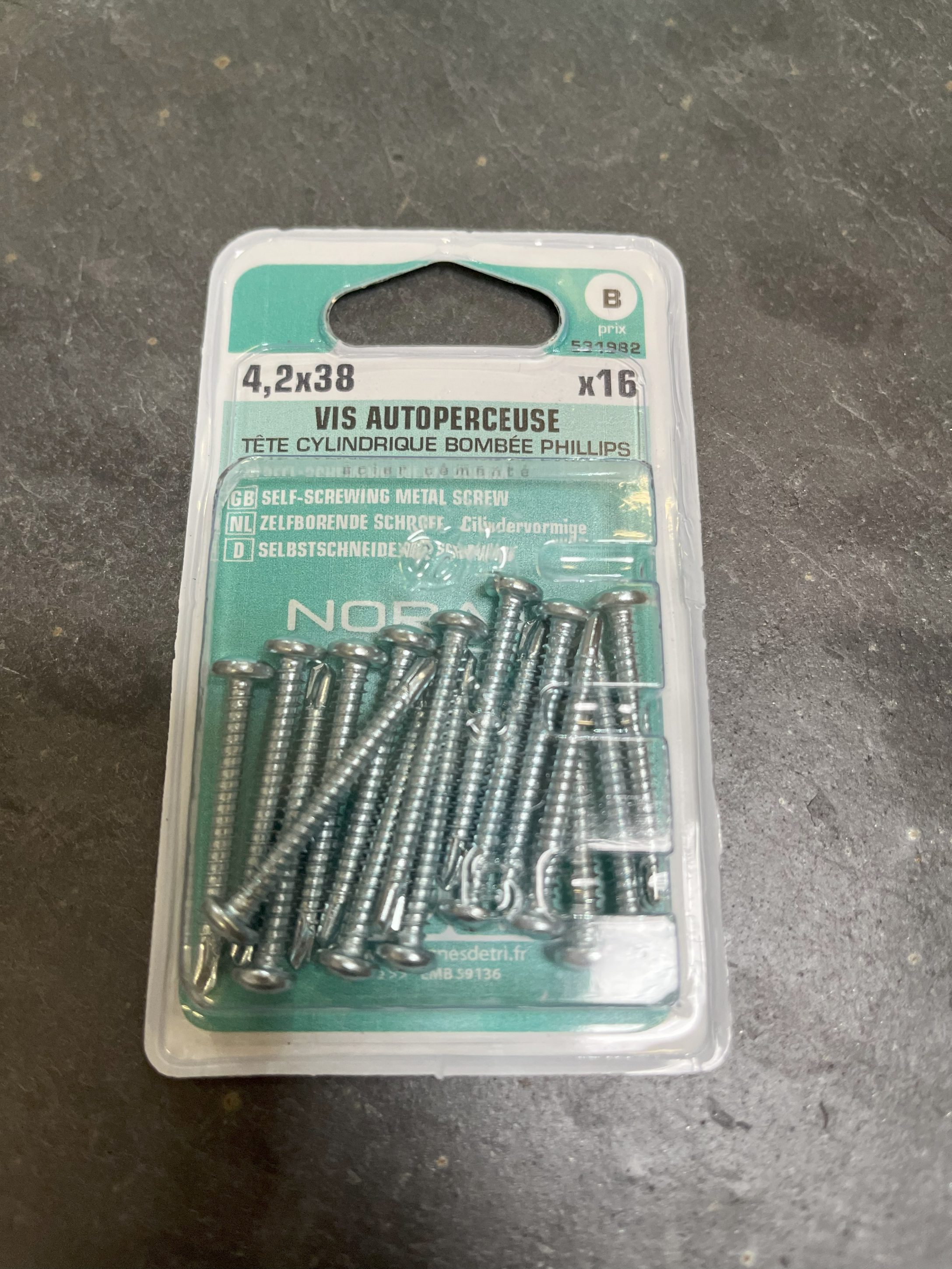 VIS AUTOPERC 4.2x38 TETE CYL.BOMB.16PC