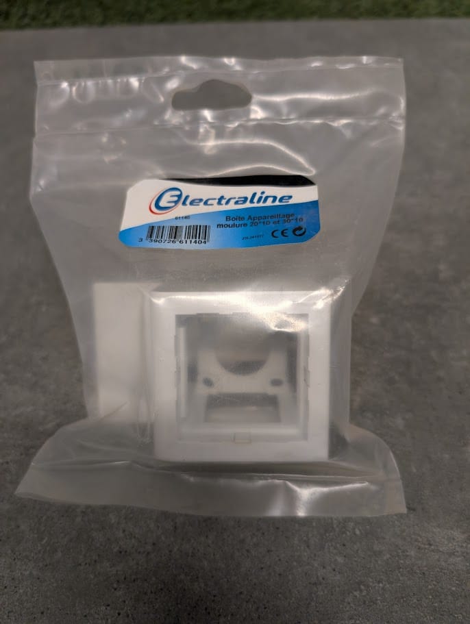 BOITE APPAREILLAGE MOULURE 20*10 / 30*10