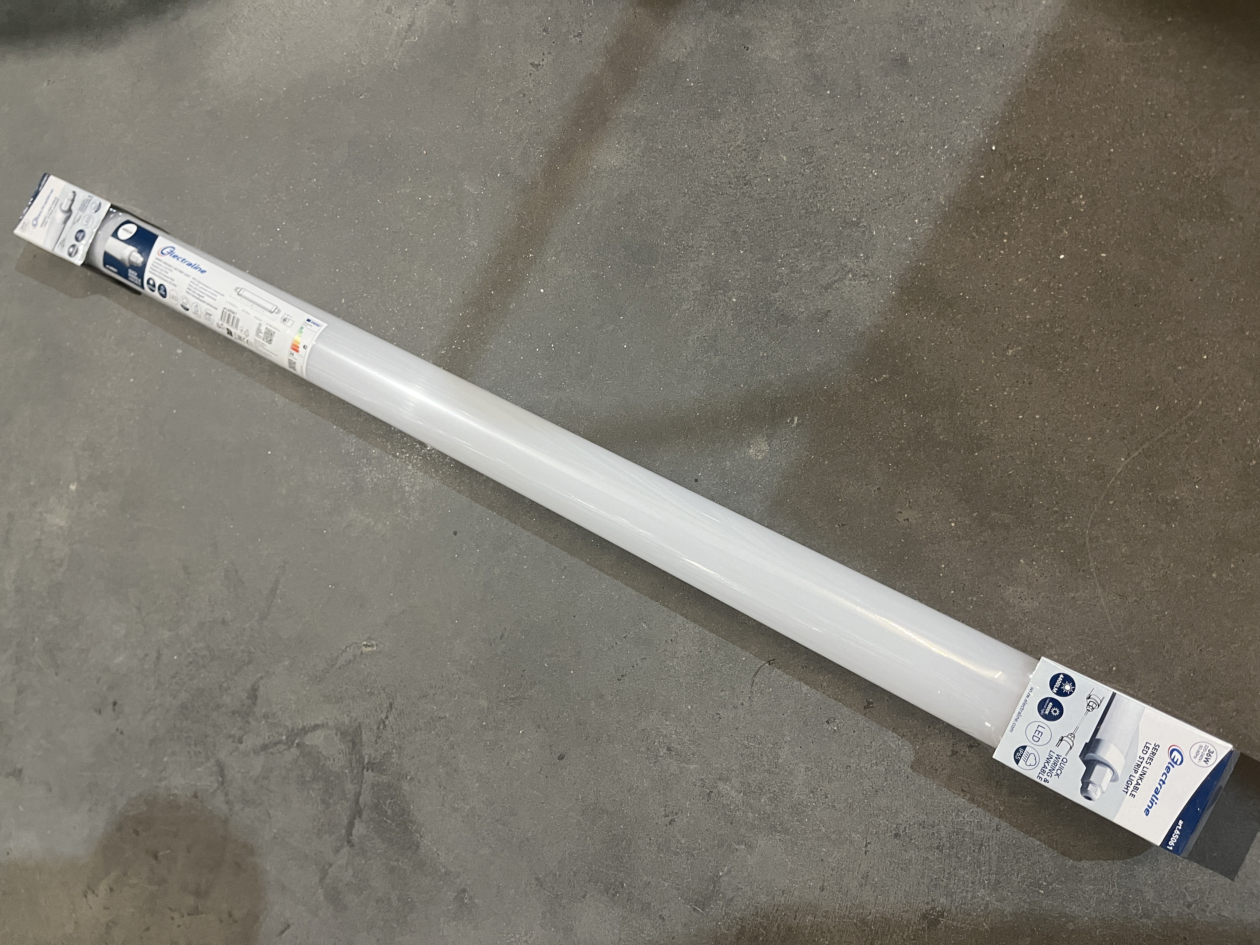 REGLETTE LED IP65 40W 120CM