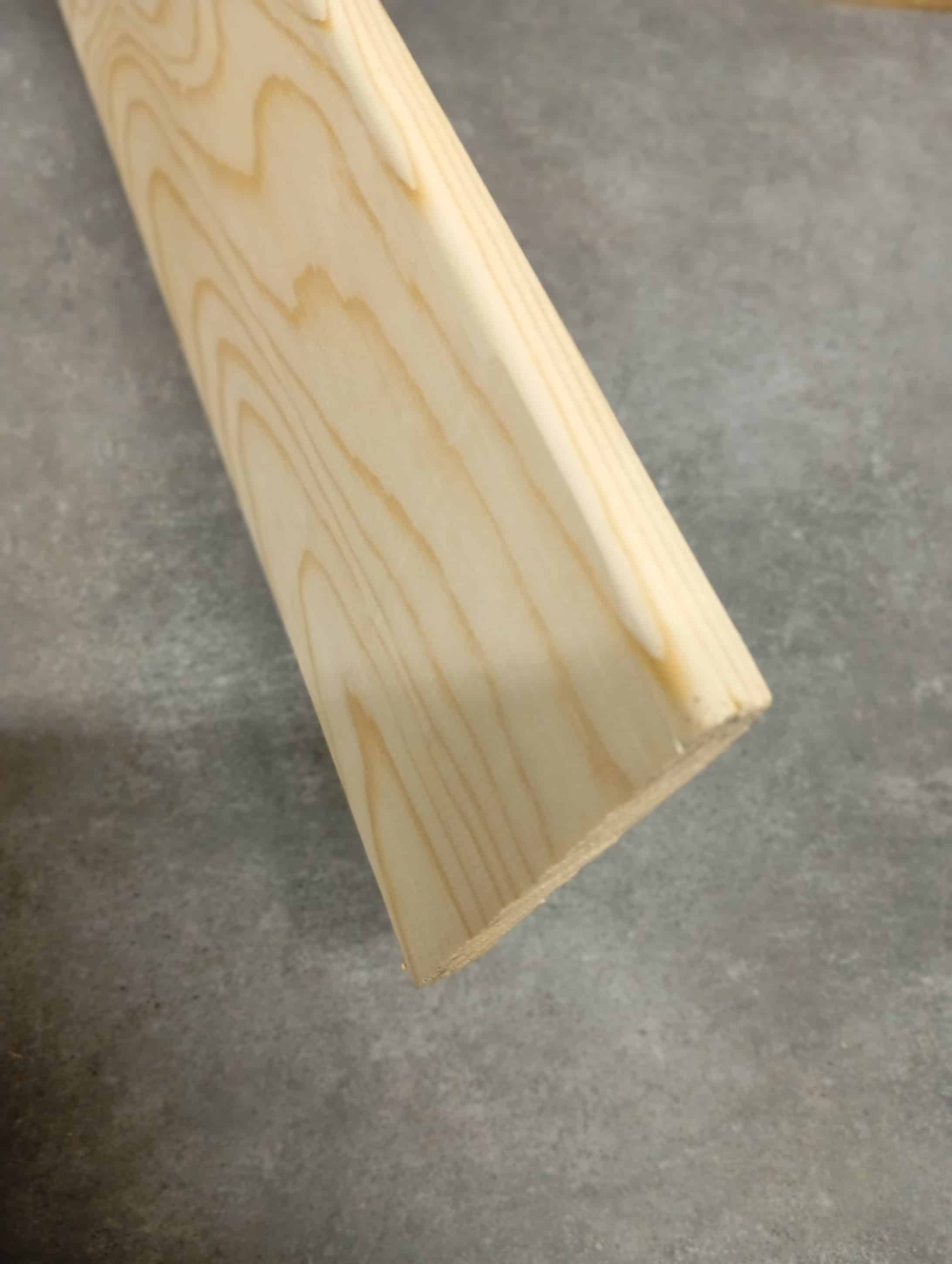 Plinthe SAPIN 140mm 2.50m