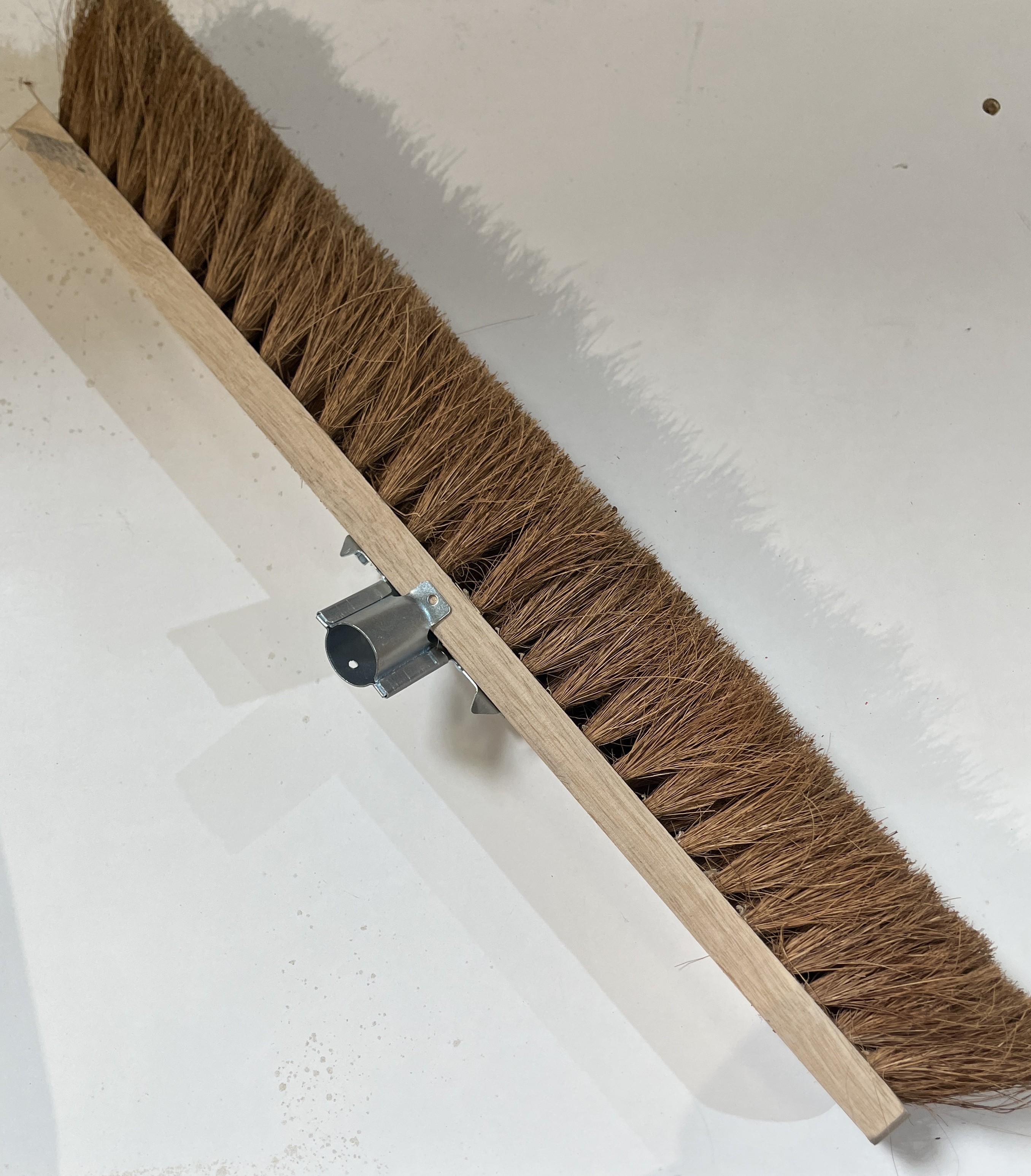 BALAI USINE 60CM COCO DMETAL