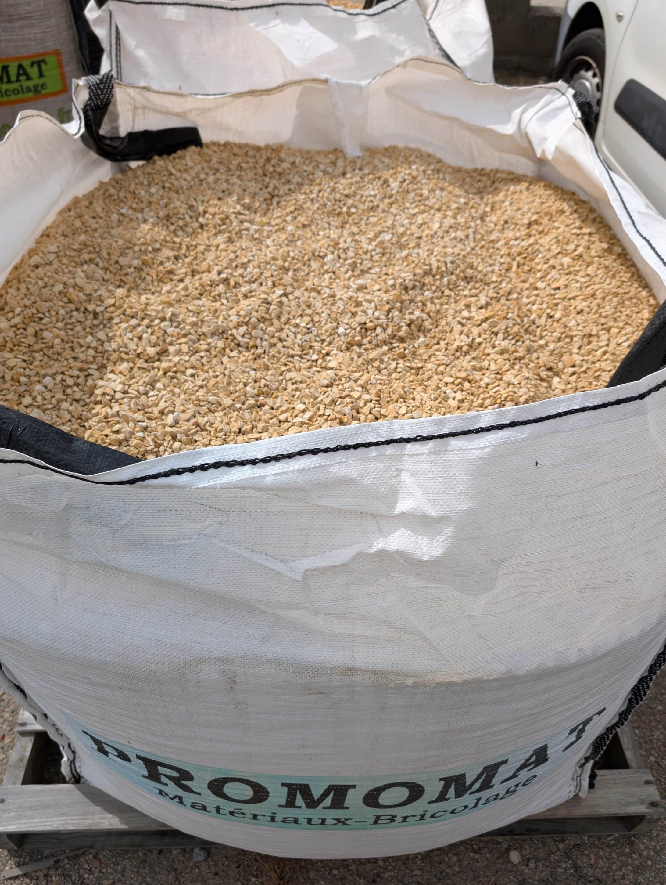 GROS BIG BAG de CALCAIRE 4/11 Environ 1 m3