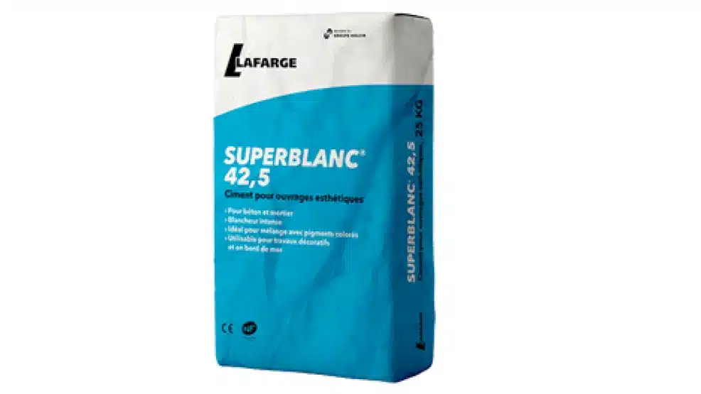 CIMENT BLANC LAFARGE 25KG CPJ 42.5 NF 64/PALETTE !!! palette consignée !!!