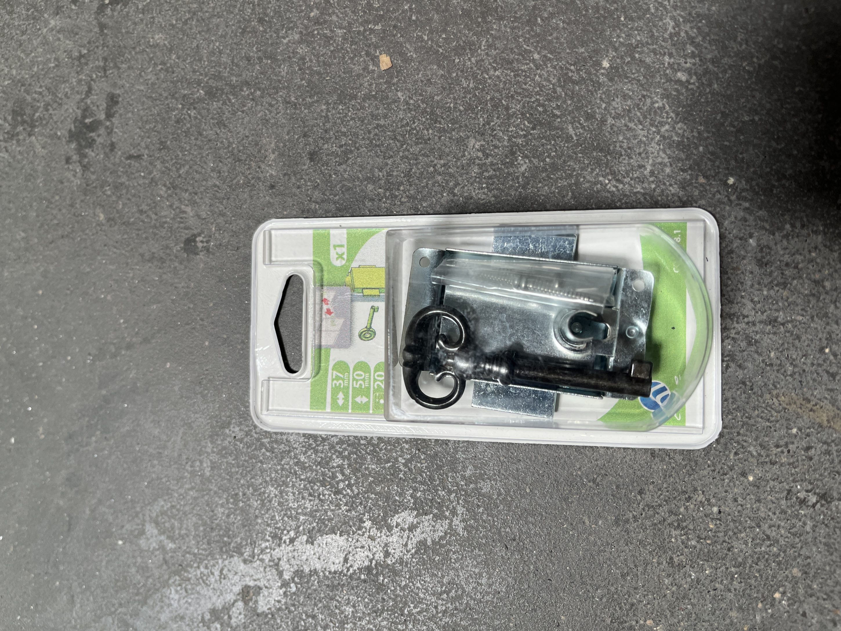 SERRURE PATTE.AXE20 D/G ACPOX1