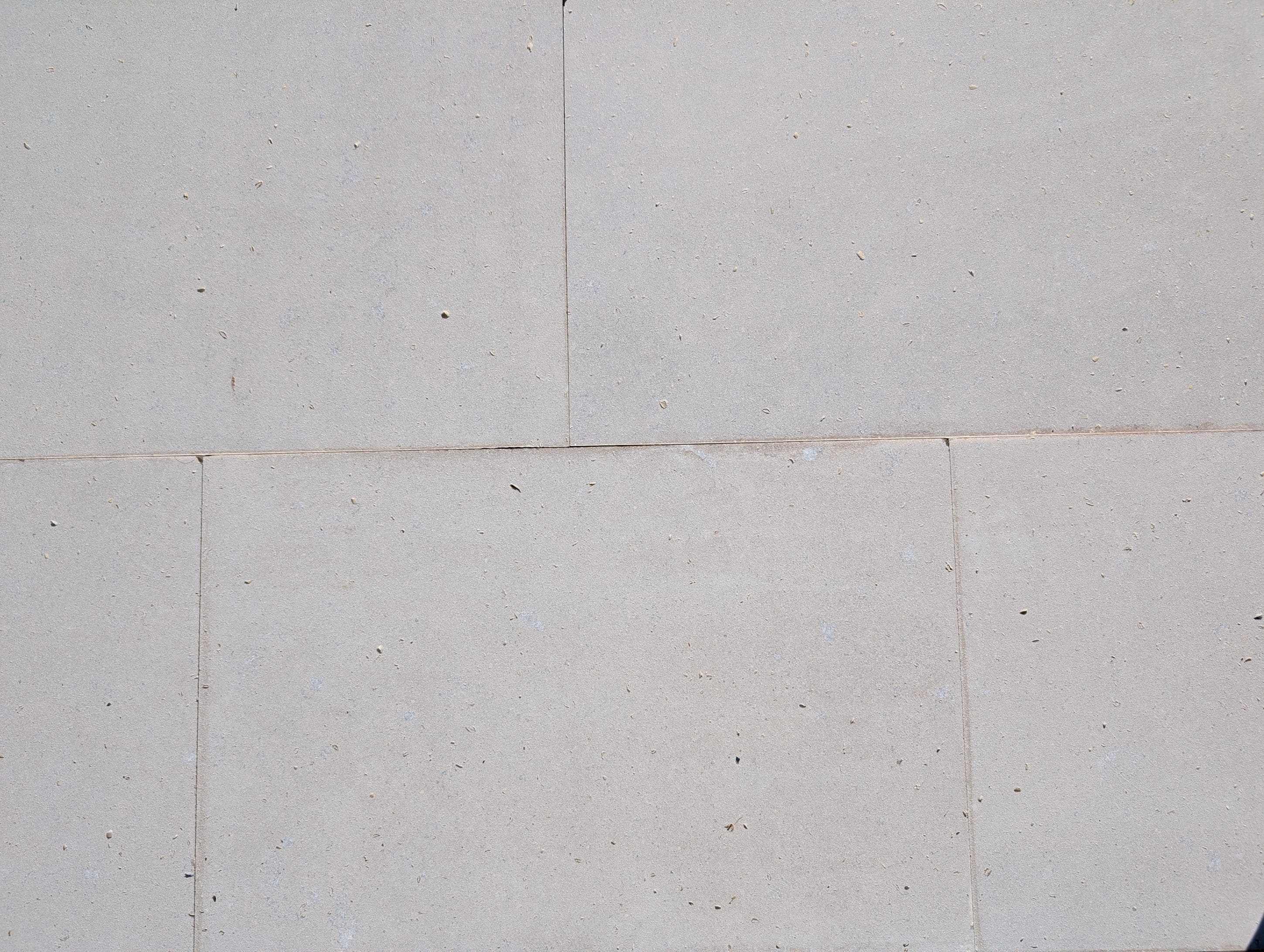 Dalles TRIESTA BEIGE Sablée 40.6X61cm ep 12mm