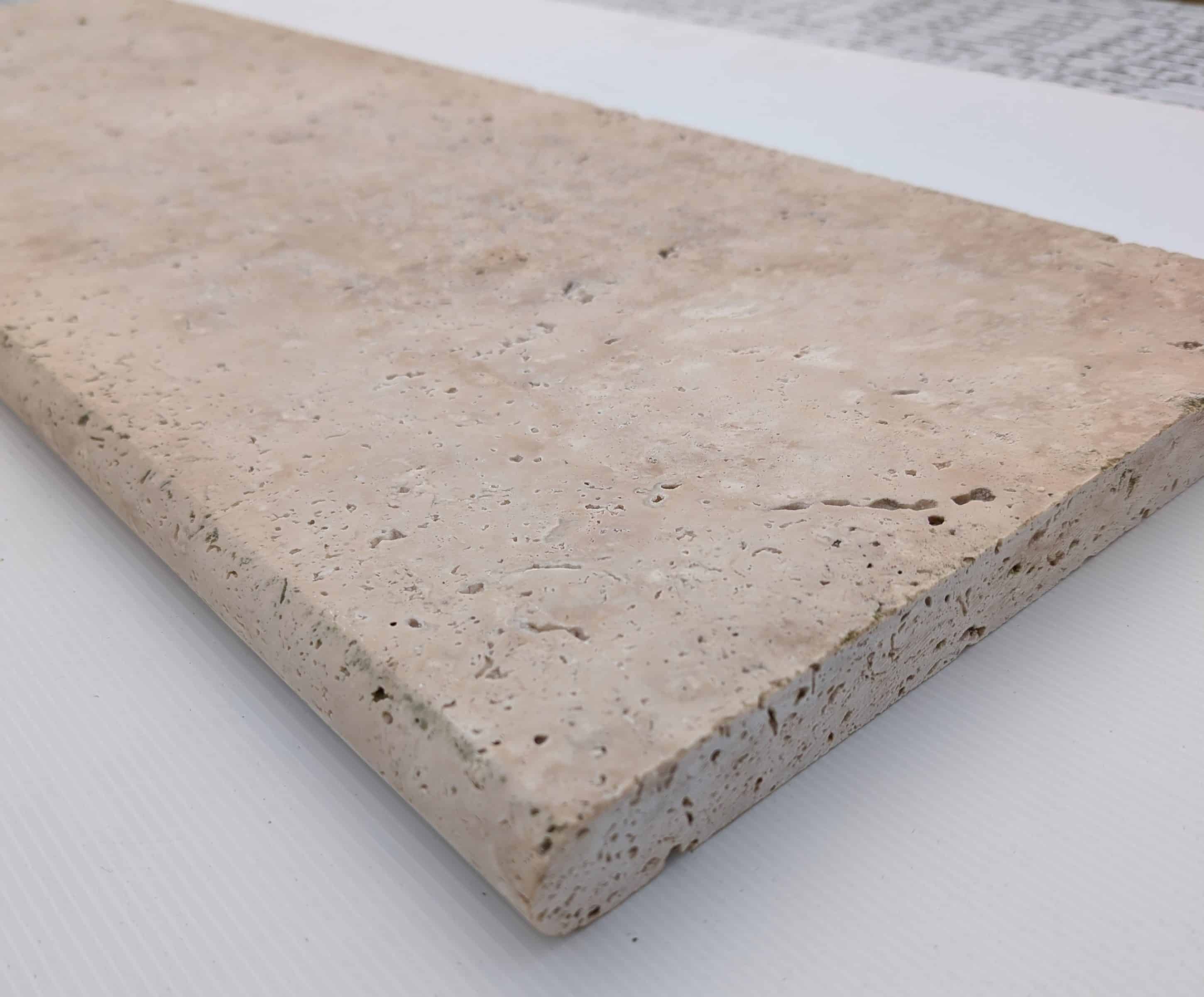 Margelle TOSCANO TRAVERTIN 33X61 ep 3cm Bord Arrondi PIERRE NATURELLE