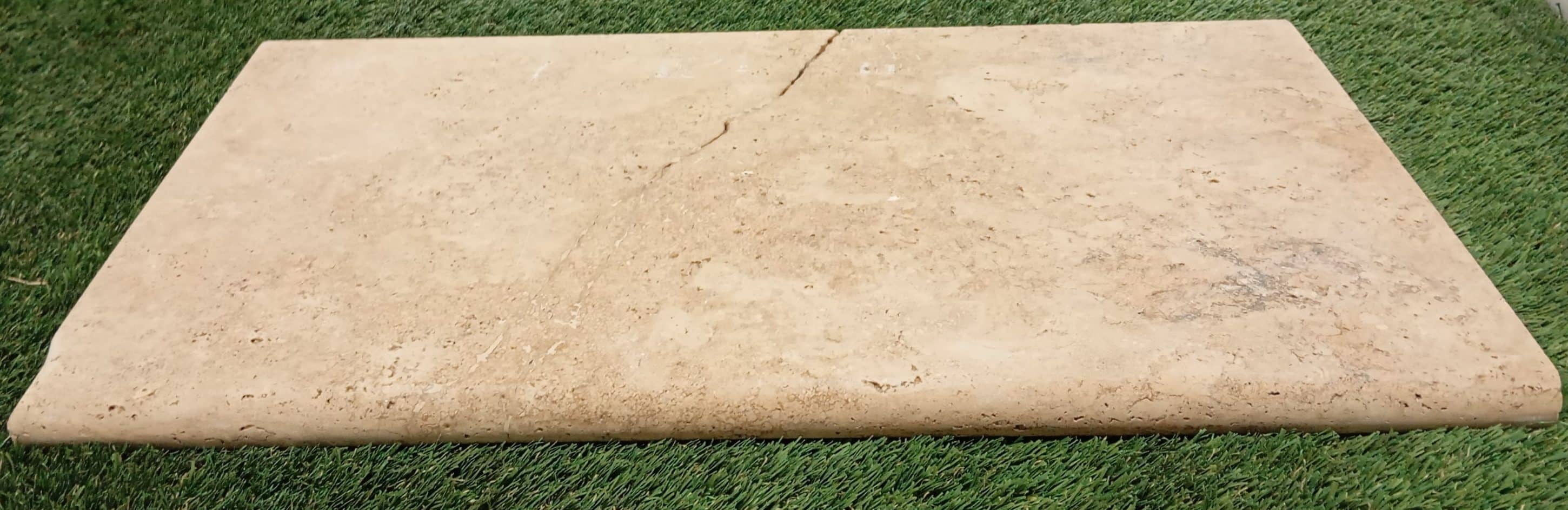 Margelle TOSCANO TRAVERTIN 33X100 ep 3cm Bord Arrondi PIERRE NATURELLE