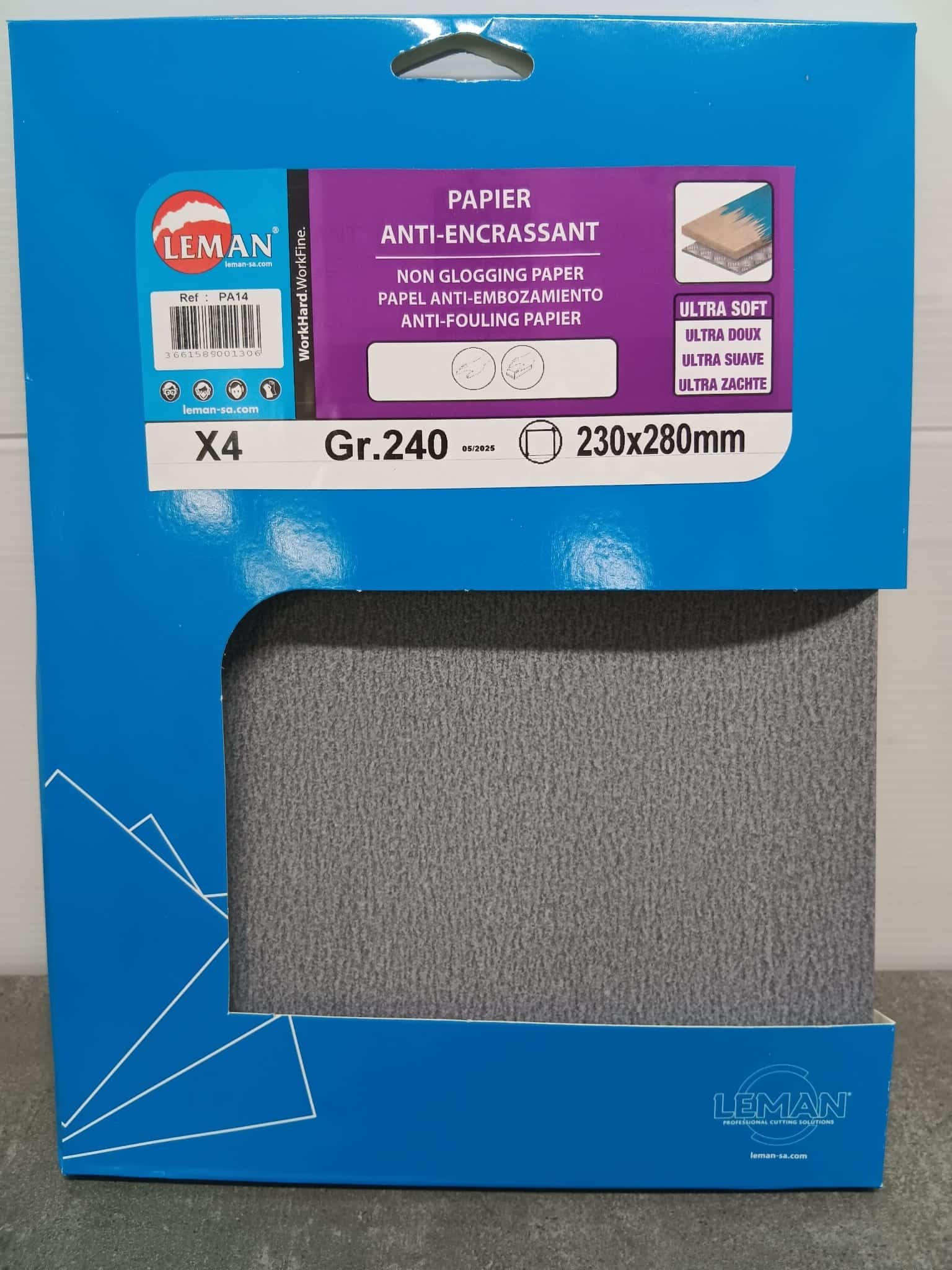 4 FEUILLES PAPIER ANTI ENCRASSANT 230x28 GRAIN 240