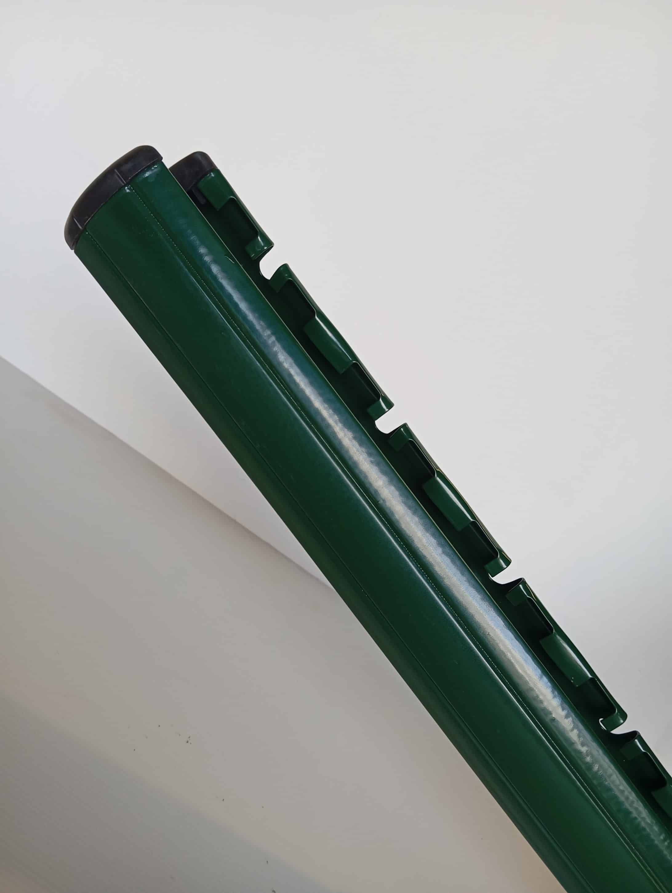 POTEAU PHARE VERT 2.40ML A ENCOCHES Plaques sous bassements +Occultant OK