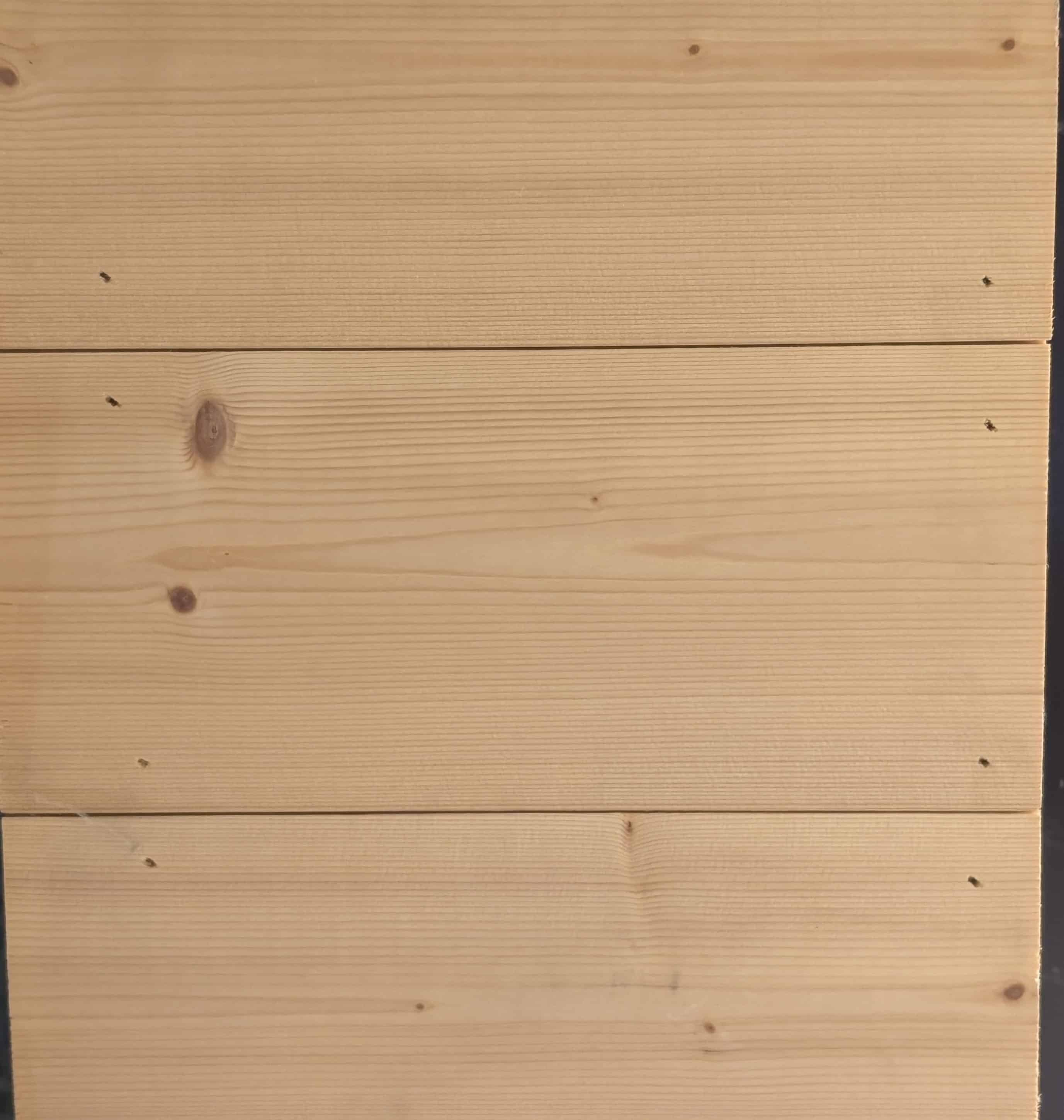 Lame PLANCHER Sapin 21x135mm 4.15mL Vendu à la lame de 0.56025 m2