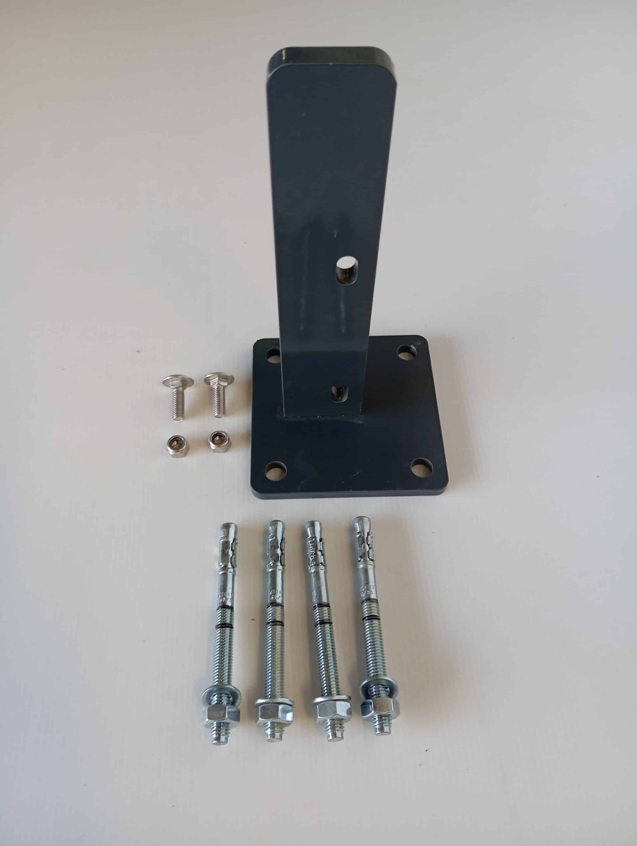 PLATINE pour poteau Phare Gris + 2 vis inox + 4 goujons