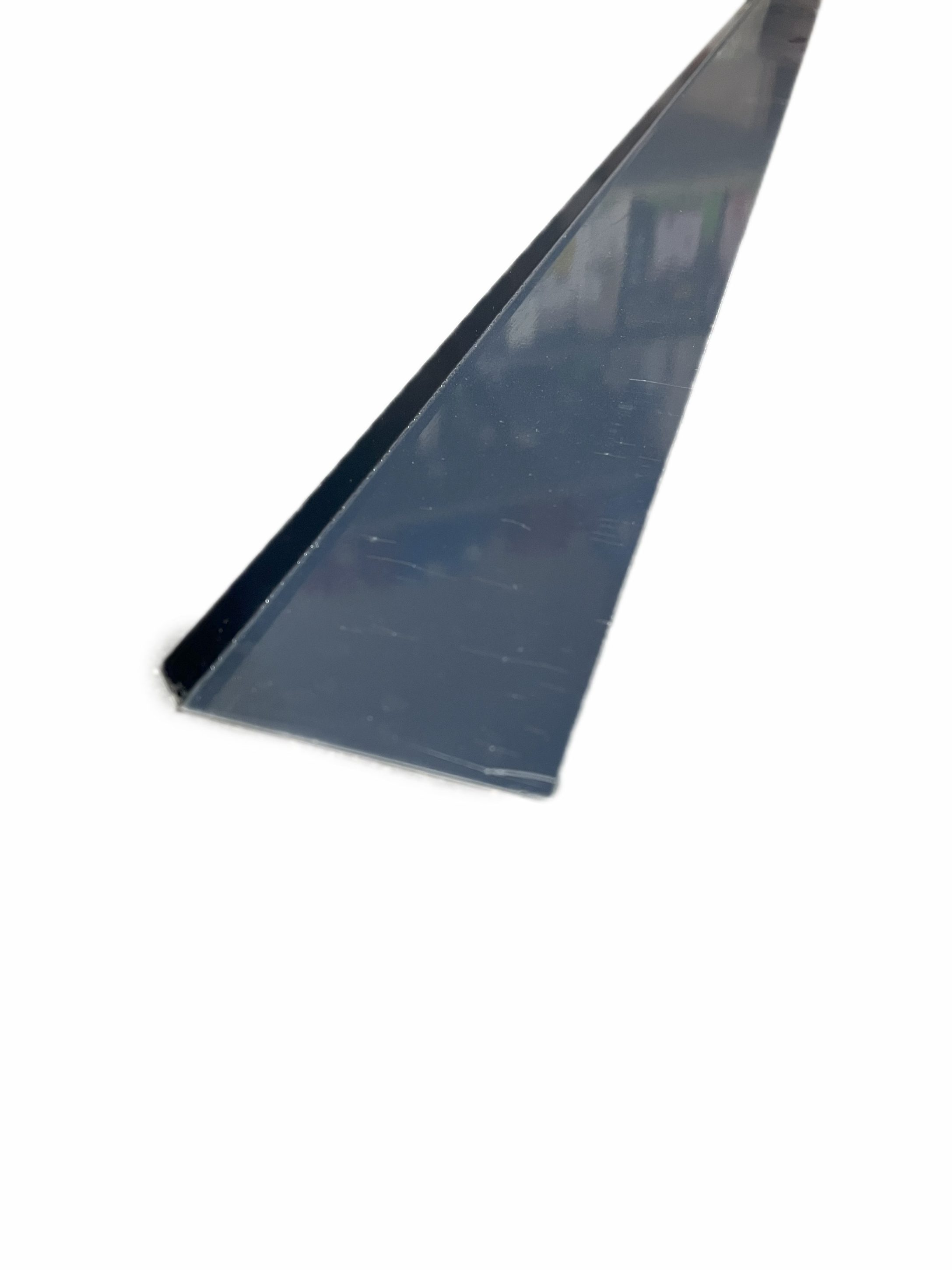 PROFIL PROTEGE CHEVRON ARDOISE RAL7016 LONG 2150