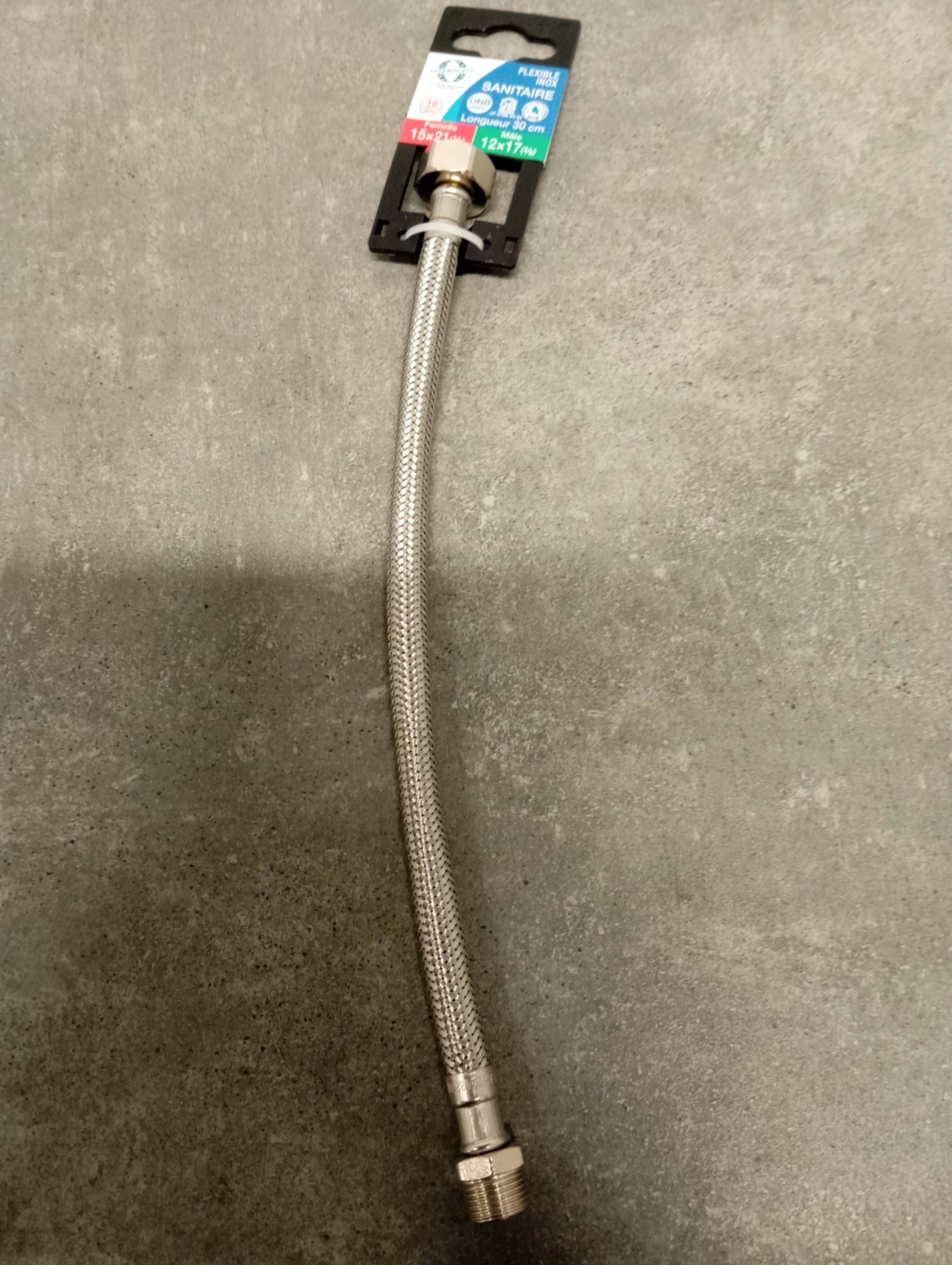 FLEXIBLE 30CM  M12/17 F15/21 SANITAIRE