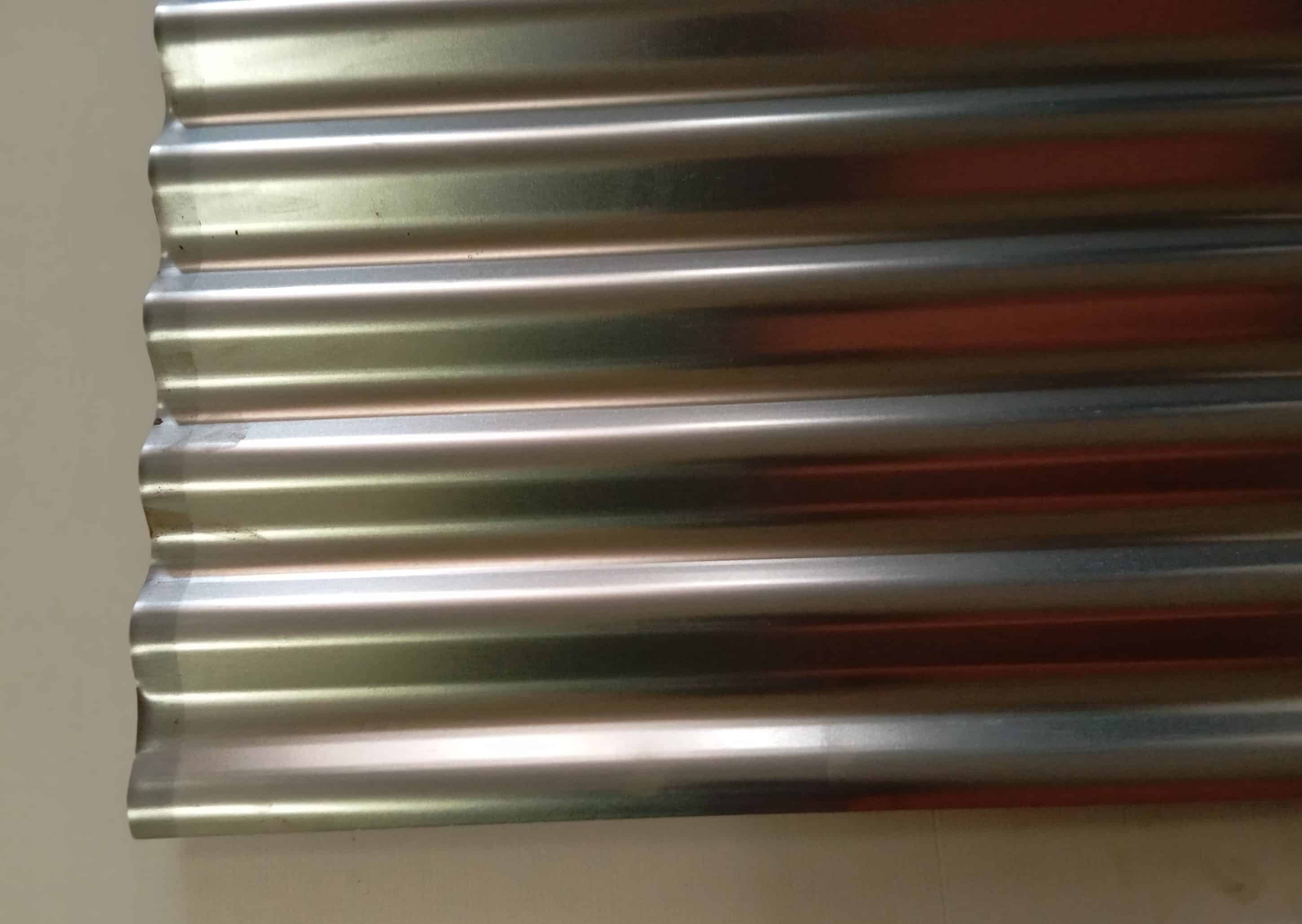 TOLE GALVA ONDULE EP.63 3ML L98,8 ut91,2