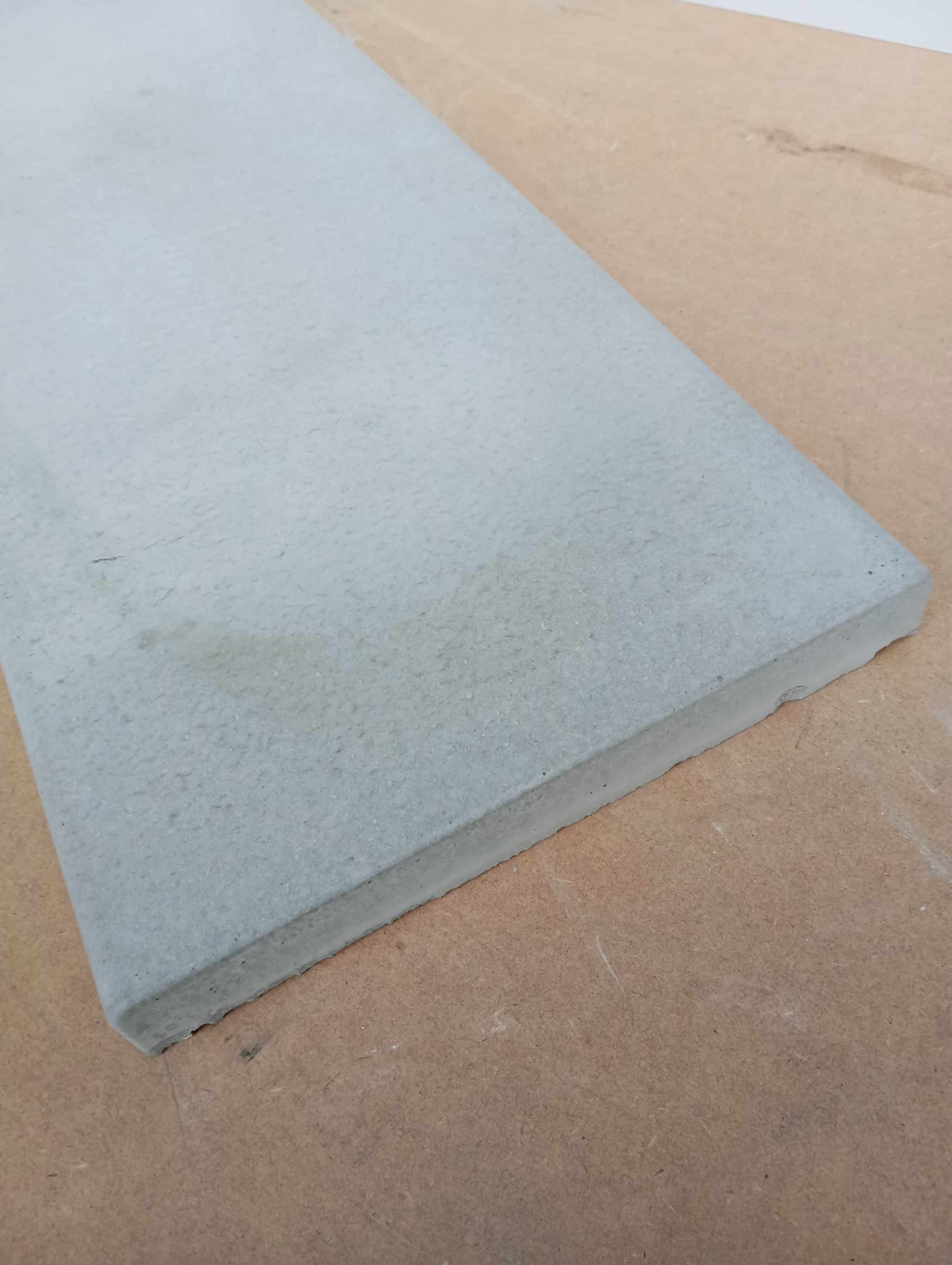 Couvertine GRISE 1ml plate lisse coulé 30x100