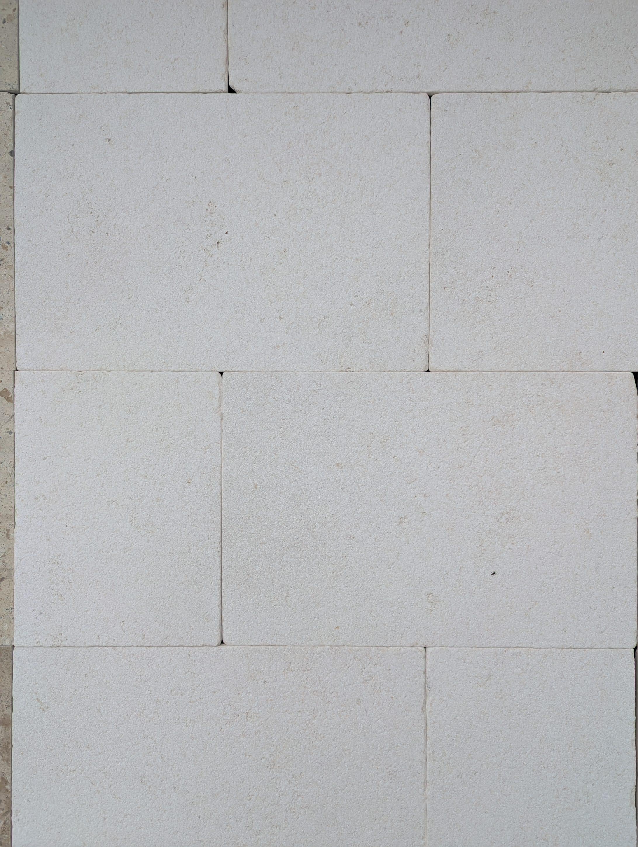 Dalles SABA finition Sablée Vieillie 40.6x61cm ep12mm PIERRE NATURELLE