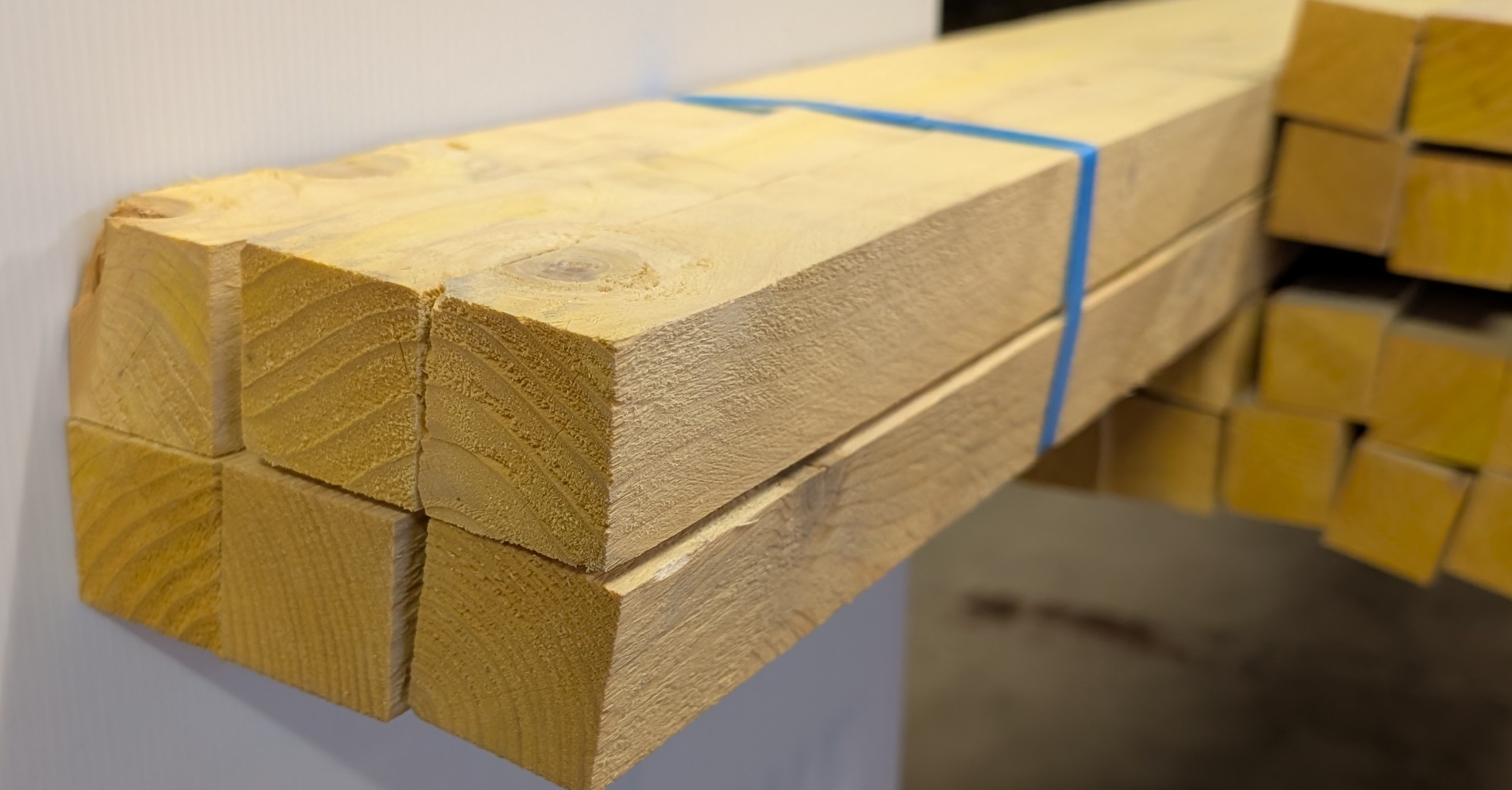 LITEAU 38X38 4M TRAITE 8/BOTTE