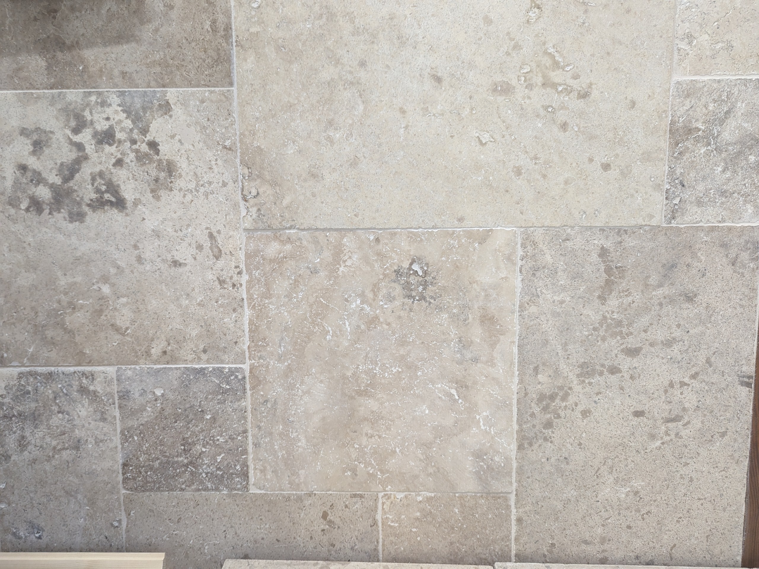 TRAVERTIN SELECTO Opus Romain ep 12mm FINITION VIEILLIE 0.75m²/paquet